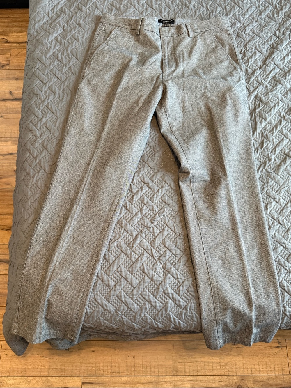 Men's  Gray Dress Pants - Tailored Straight Fit